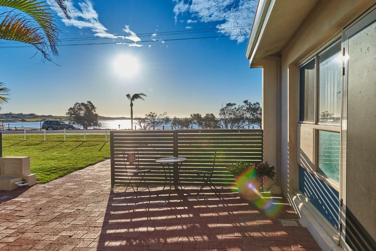 Api Pelican Beach Front Apartments Kalbarri Exterior foto